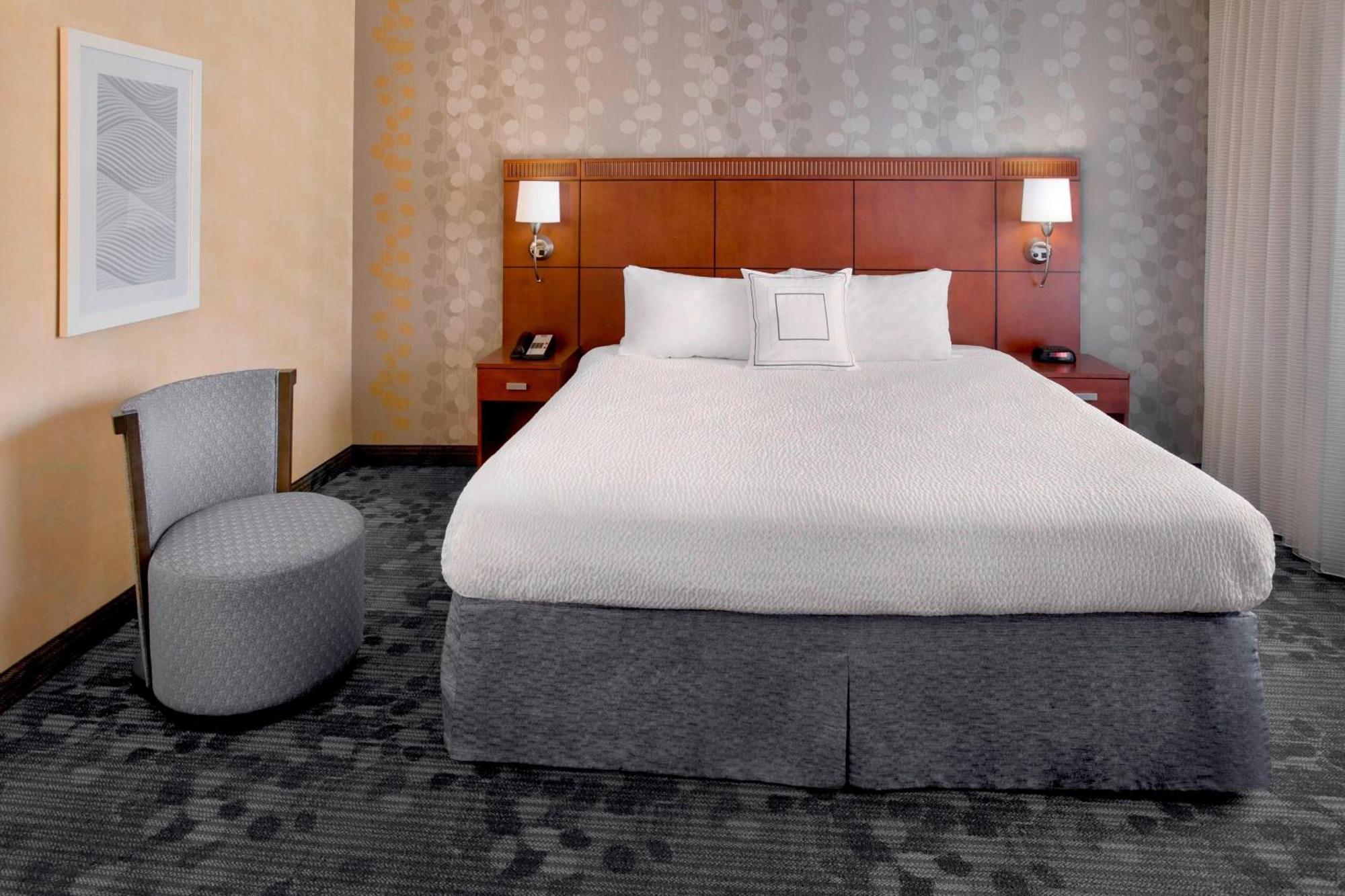 Hotel Courtyard By Marriott Hartford Windsor Airport Esterno foto