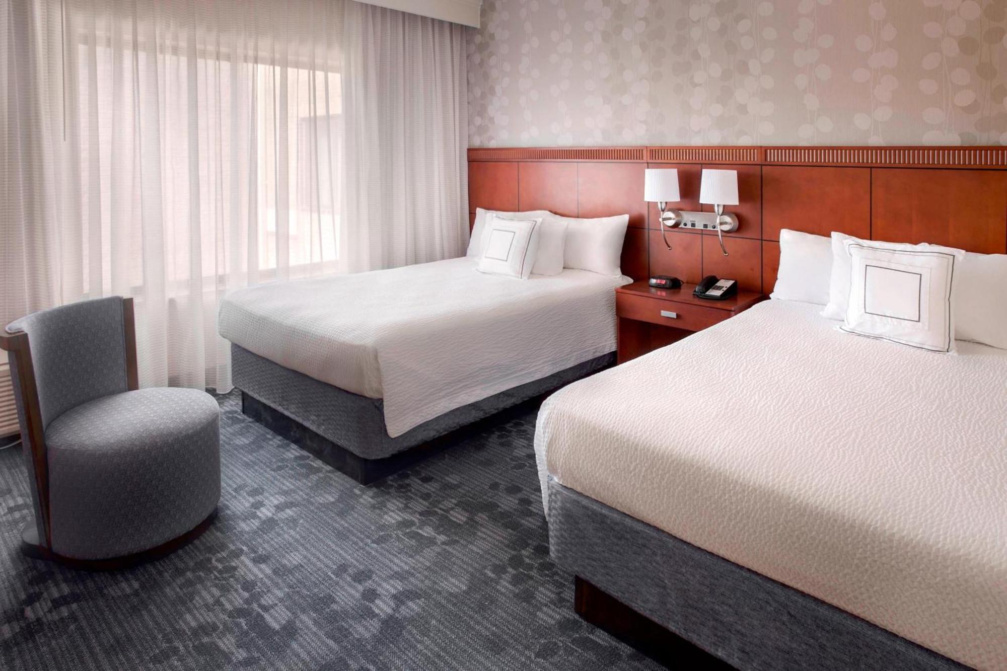 Hotel Courtyard By Marriott Hartford Windsor Airport Esterno foto